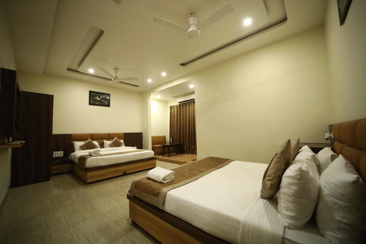 Hotel Maggo Bharatpur Exterior foto